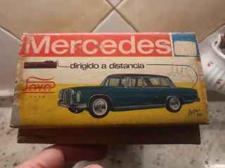 Coche de juguete Mercedes 600