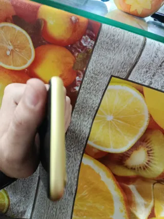 iPhone 11 Apple