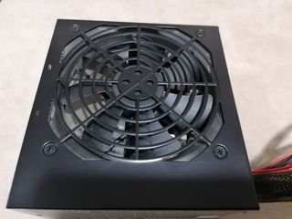 Fuente Alimentación CoolMaster 600W 80 Plus
