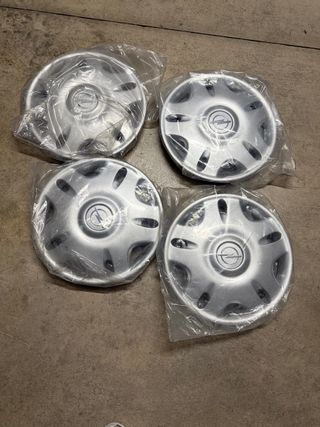 Juego 4 Tapacubos Opel Corsa B 14 nuevos
