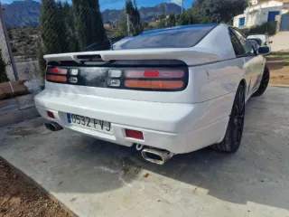 Nissan 300 1992