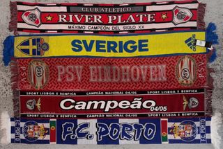 Lote 5 bufandas equipos fútbol