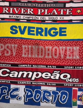 Lote 5 bufandas equipos fútbol