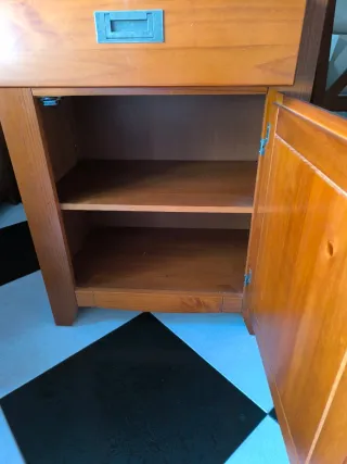 Mueble auxiliar salón madera y cristal