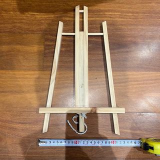 Caballete de madera pequeño