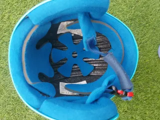 Casco de esquí infantil azul