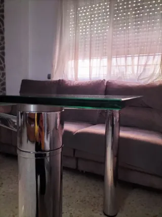 Mesa de salón comedor cristal y metal