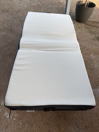 Cama plegable con colchón viscoelástico 90