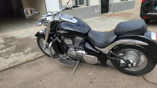Suzuki Intruder C800