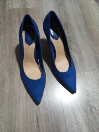 Zapatos de tacón azul
