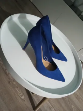 Zapatos de tacón azul