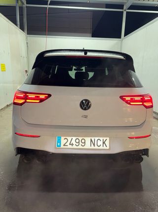 Volkswagen Golf 2021