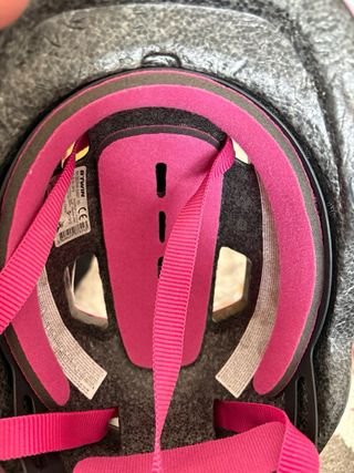 Bici sin pedales Btwin casco y silla para muñeca