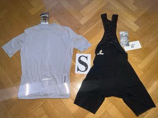 LOTE OIER.Ropa Ciclismo DAREVIE.Nuevo.Talla S
