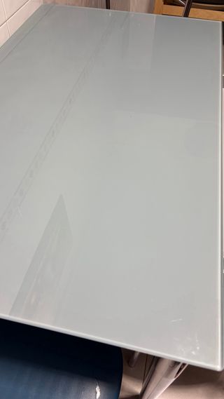 Tavolo in vetro con 4 sedie