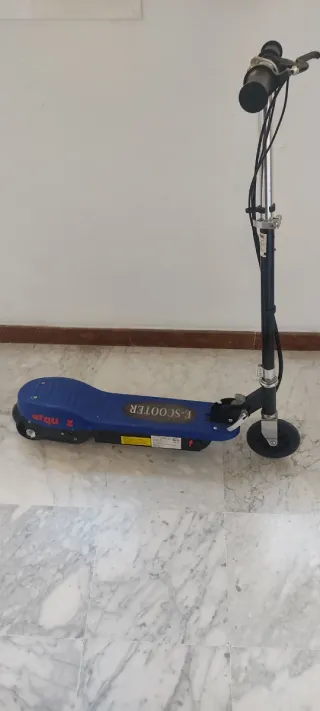 Patinetes Eléctricos Azules para niños