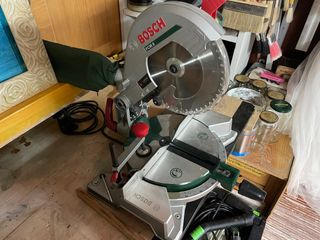 Ingletadora Bosch PCM 8