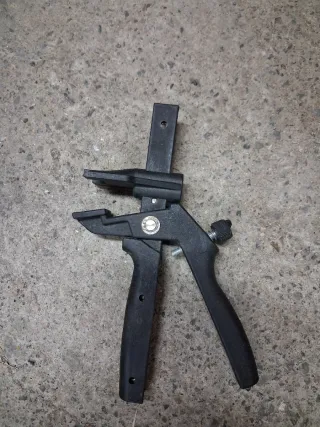 Pinzas nivelación baldosas