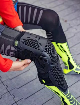 Casco MTB Fox, ejemplo de conjuntos, personaliza!