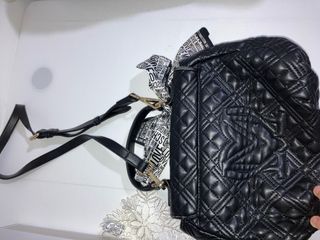 Bolso Love Moschino Negro Acolchado