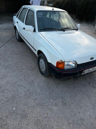 Ford Escort 1987