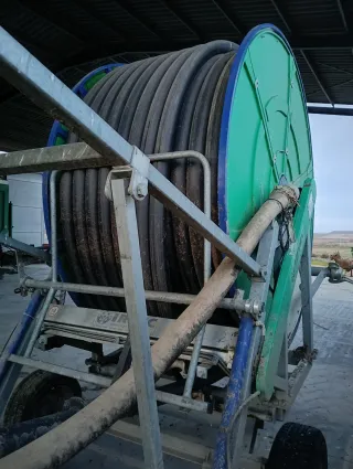 Cañón de riego grande