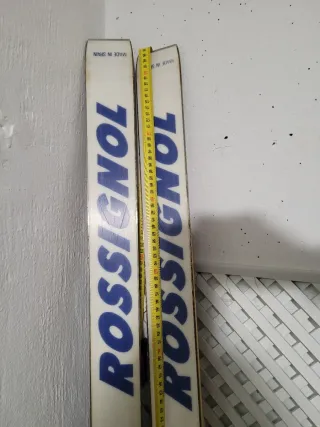 Esquís Rossignol 560 con bastones