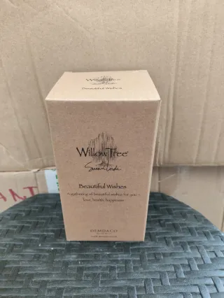 Figura Niña con Flores Enesco Arte Decorativo