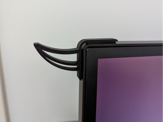 Supporto per cuffie monitor 3D