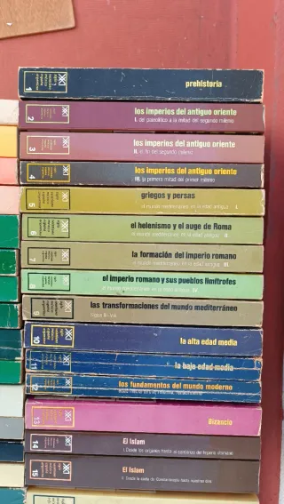 Historia universal.SigloXXI. Lote