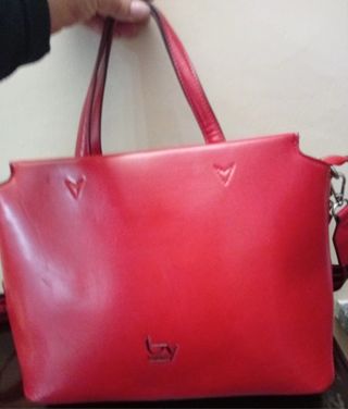 Borsa rossa in pelle