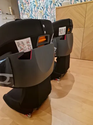 2 Sillas de coche Cybex Solution X-Fix.