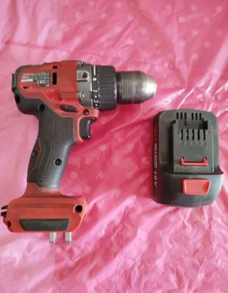 Taladro M7 con Batería 18V