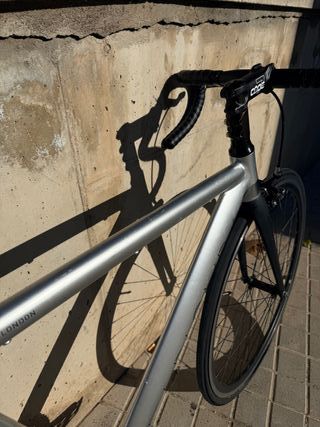 Bicicleta Fixie BLB Plata
