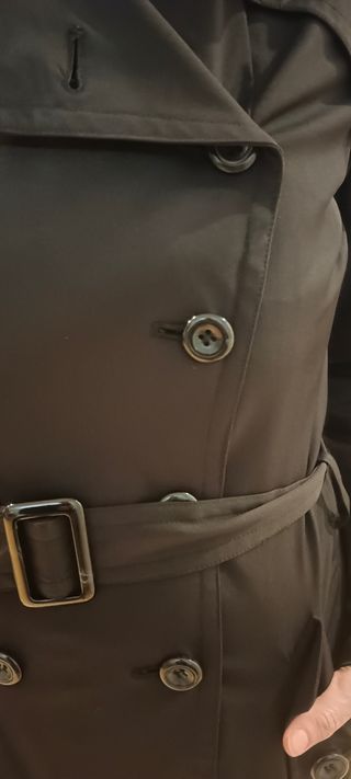 Gabardina negra zara