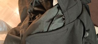 Gabardina negra zara