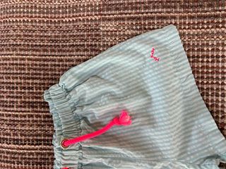 Shorts Nanos a righe verdi con laccetti