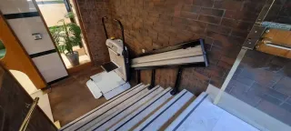 Salvaescaleras eléctrico