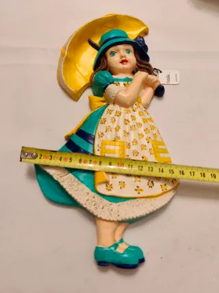 Artesanía Muñeca Marquez cerámica, vintage