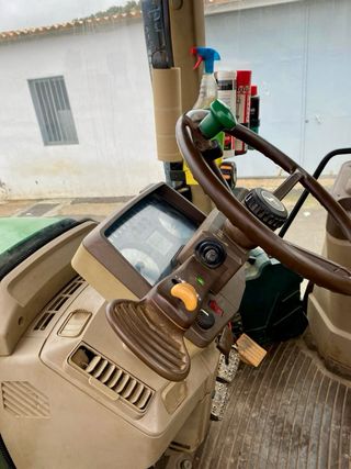 Tractor John Deere 6820 Premium