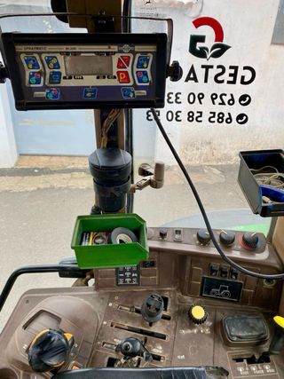 Tractor John Deere 6820 Premium