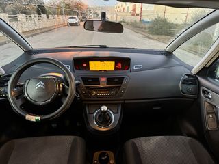 Citroen C4 Picasso 2011