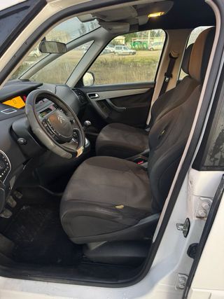 Citroen C4 Picasso 2011