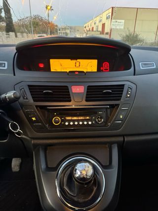 Citroen C4 Picasso 2011