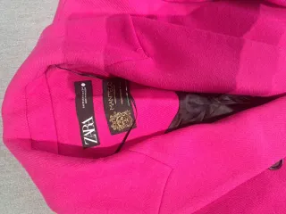Abrigo Zara Rosa Talla XS lana manteco