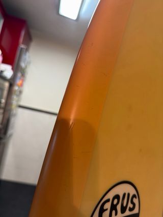 Tabla Twin Fin Fish 5'11 20”11/16 2”5/8 38’5 L