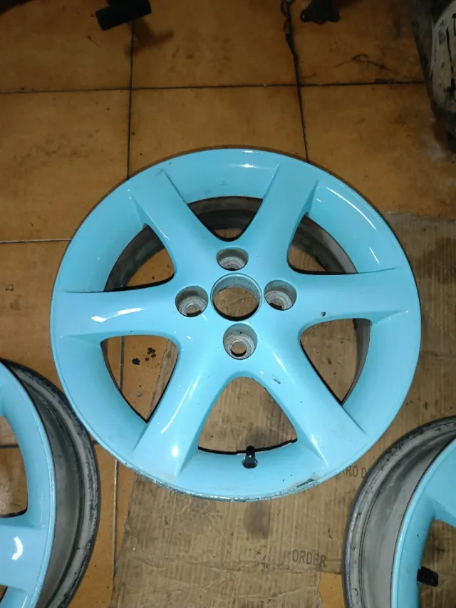 Llantas Toyota Corolla 4x100