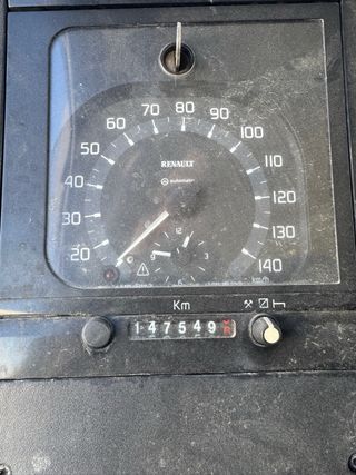 Se vende camion renault midlum en buen estado