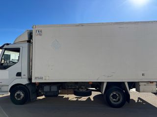 Se vende camion renault midlum en buen estado