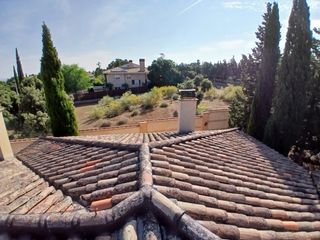 EMPRESA ESPECIALIZADA EN TODO TIPO DE TEJADOS,